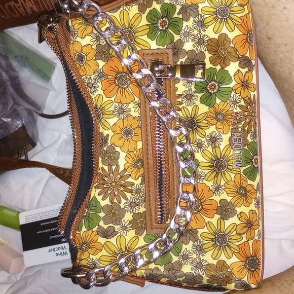 Madden NYC Hobo Bag, NWOT - Picture 2 of 4